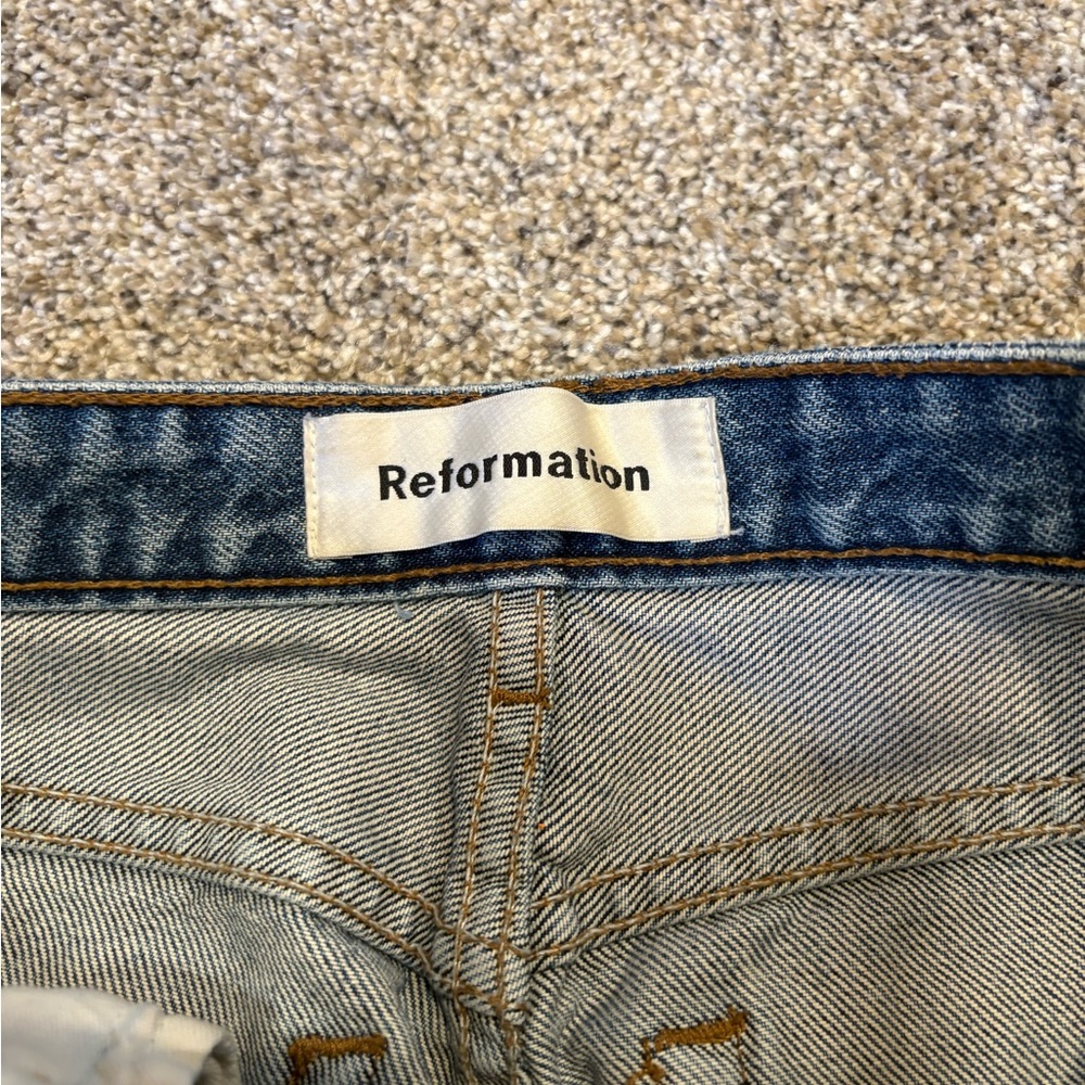 reformation mid rise raw hem crop flare jean in baltic size 27 petite - Picture 7 of 8